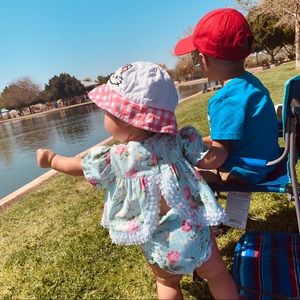 Meet your Posher, Dana